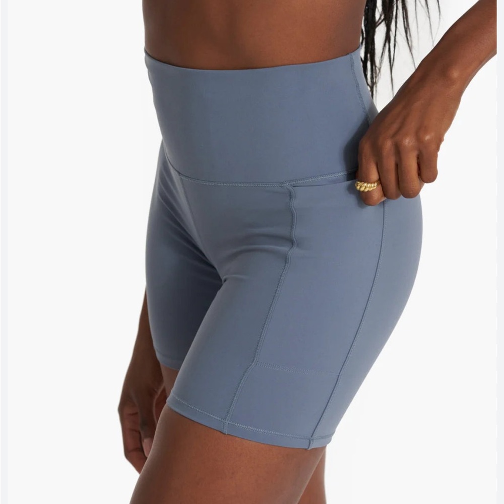 Vuori Blue Bra and Shorts Set - Picture 11 of 11